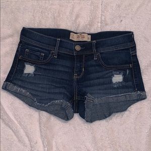 Hollister low rise short shorts